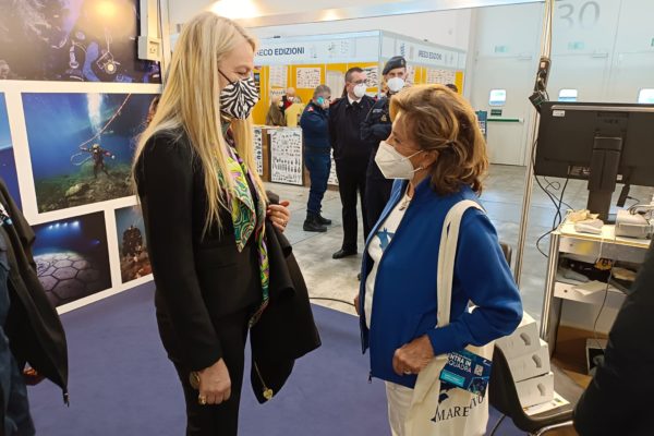 Rosalba Giugni Con Il Sottosegretario Alla Difesa Stefania Pucciarelli