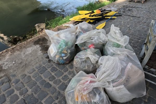 Arca Fondi SGR E Marevivo 6 Settembre Tevere Cleanup 28 Arca Fondi SGR E Marevivo 6 Settembre Tevere Cleanup 28