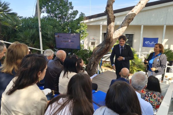 PHOTO 2025 10 14 15 13 05 PHOTO 2025 10 14 15 13 05